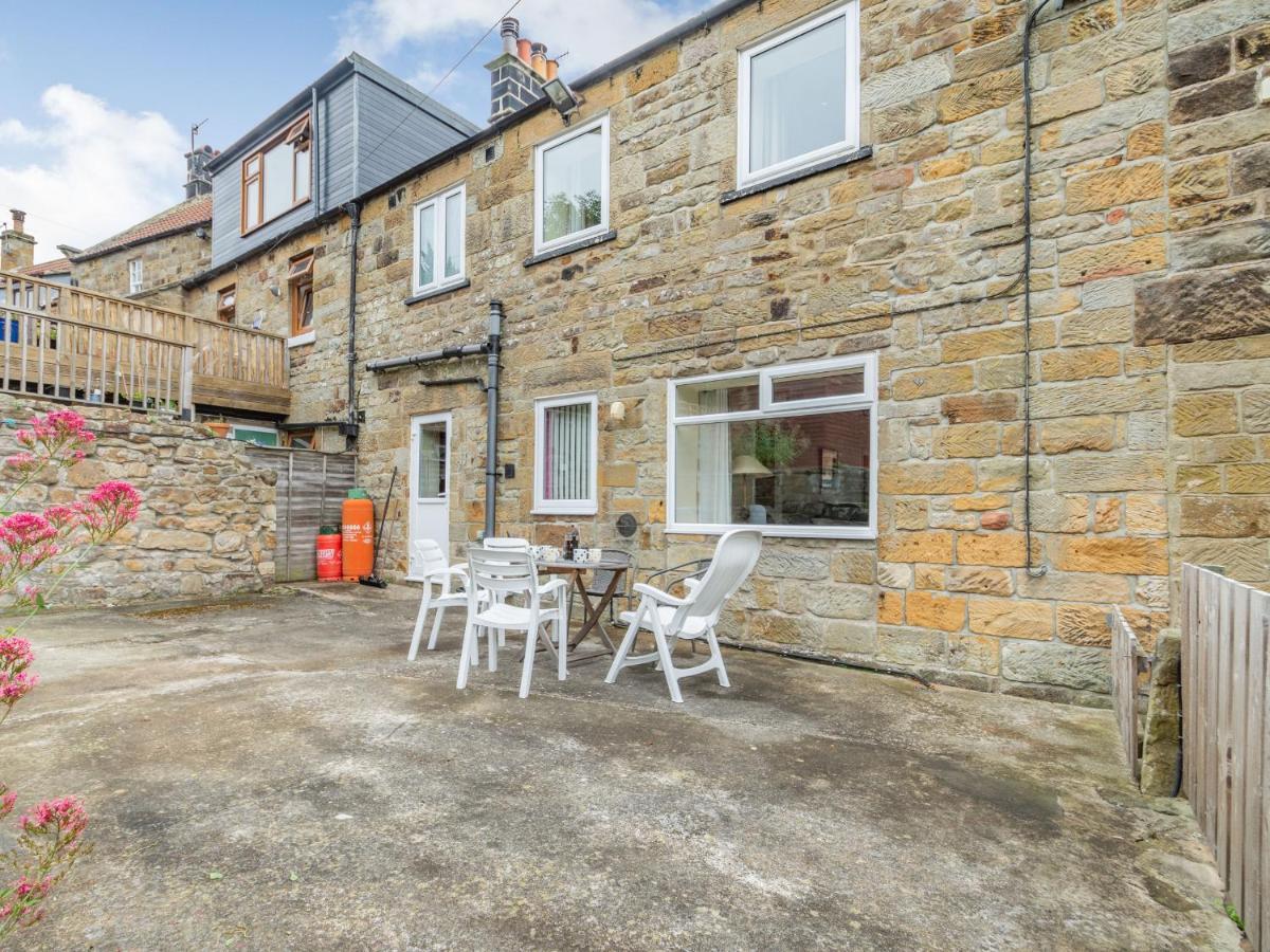 Esklets Cottage 惠特比 外观 照片