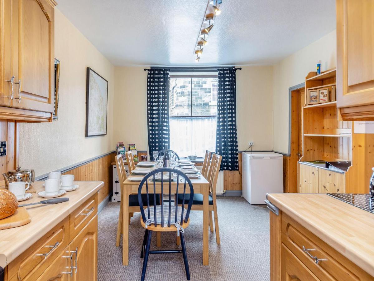 Esklets Cottage 惠特比 外观 照片